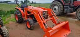 2022 Kubota L3302HST
