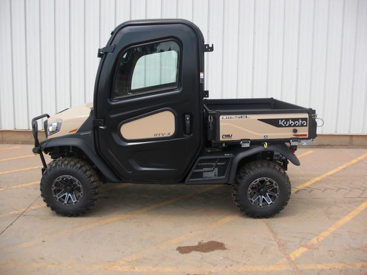Kubota RTV-X Cab